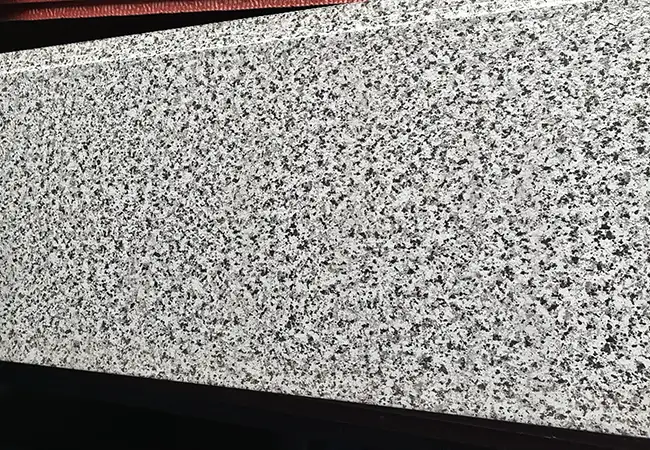 Paano Napapabuti ng Color Steel Relief Board ang Modernong Pagganap ng Gusali?